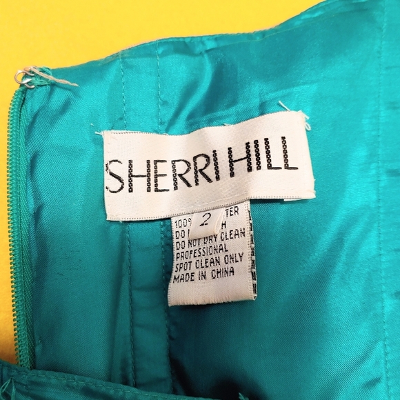 Sherri Hill green, long formal dress 2 - Picture 6 of 16